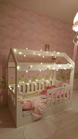 Кровать Сказка (Домик) Белая/Спальное Место 800 х 1600 мм